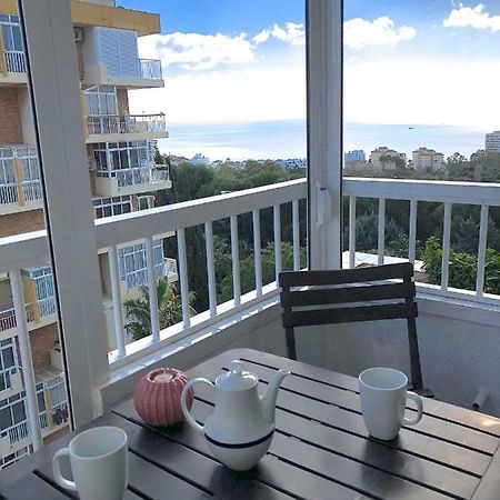 Sea View Apartment Benalmadena Luaran gambar