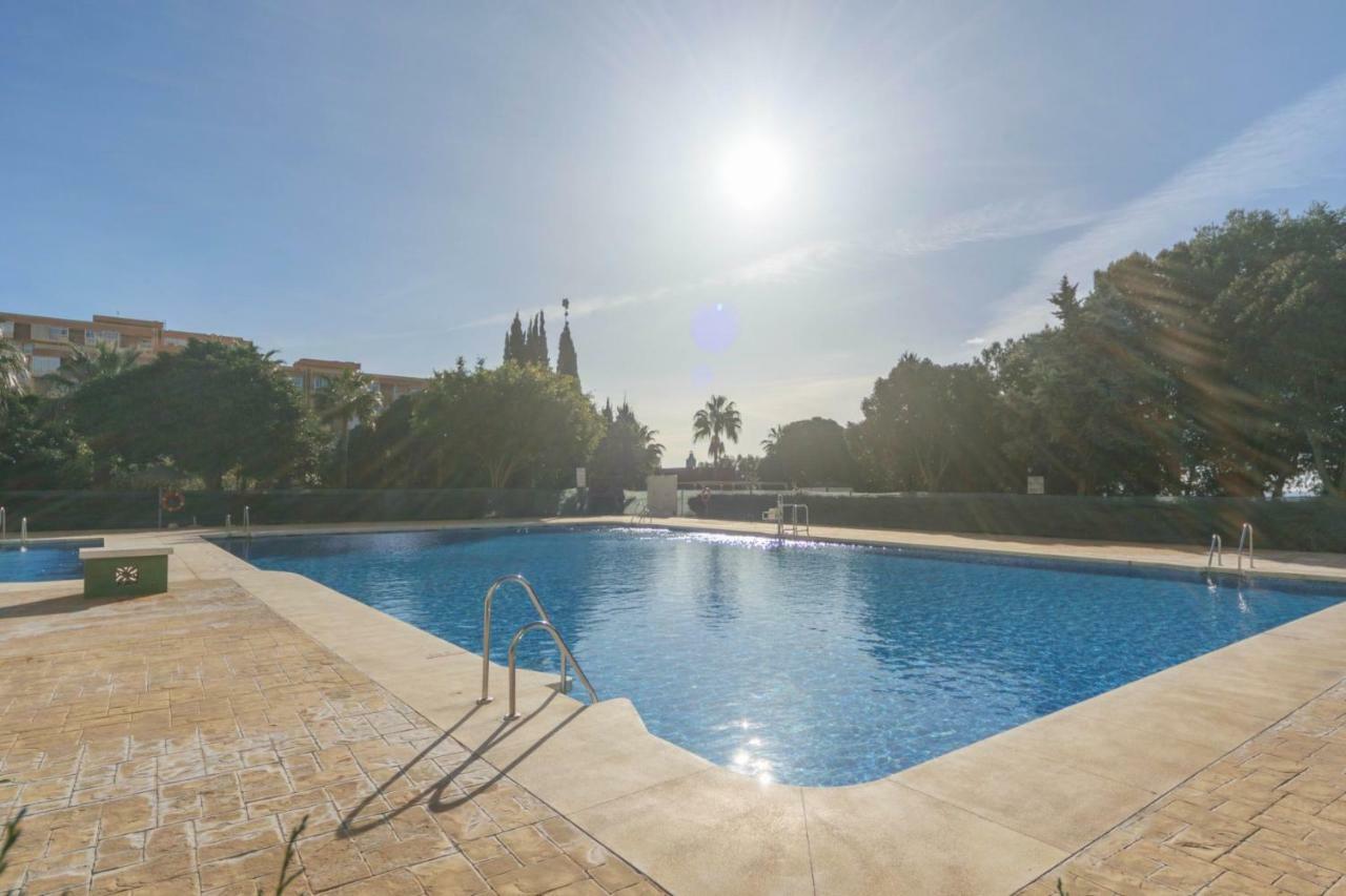 Sea View Apartment Benalmadena Luaran gambar